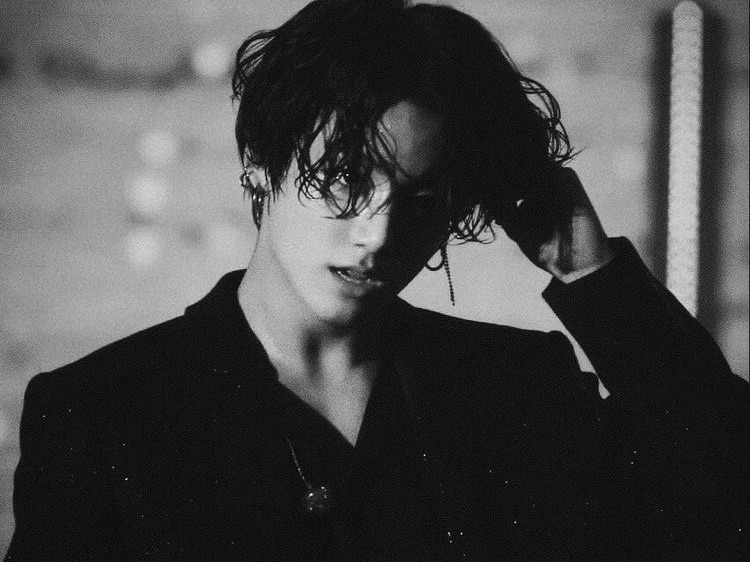 3년 전 짝남과 한 침대에서 일어난 썰.txt thumbnail