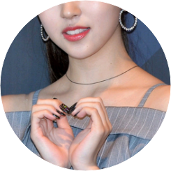 김유진 image