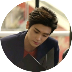 §§에 대보스 image