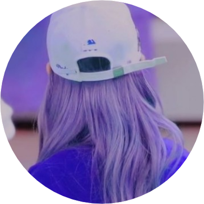 24살의 문별이 image