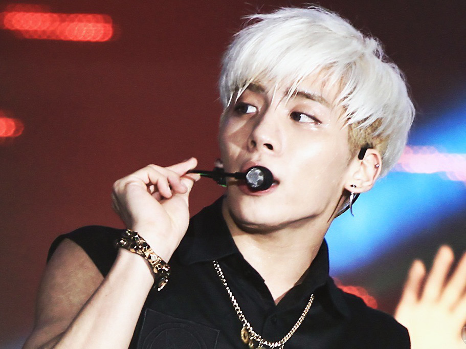 SHINee. POET | ARTIST thumbnail