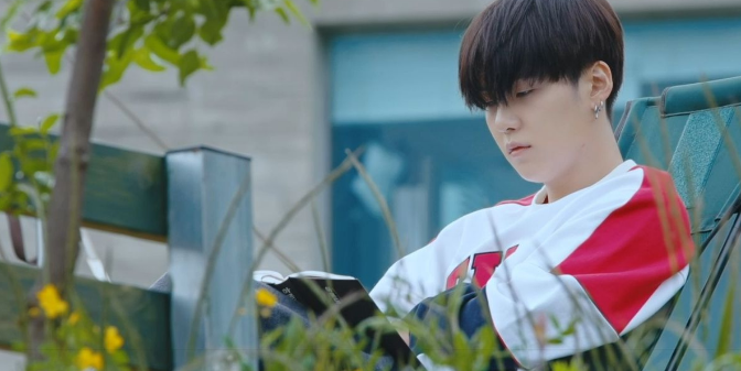 철벽녀와 철벽남이 만나면? thumbnail