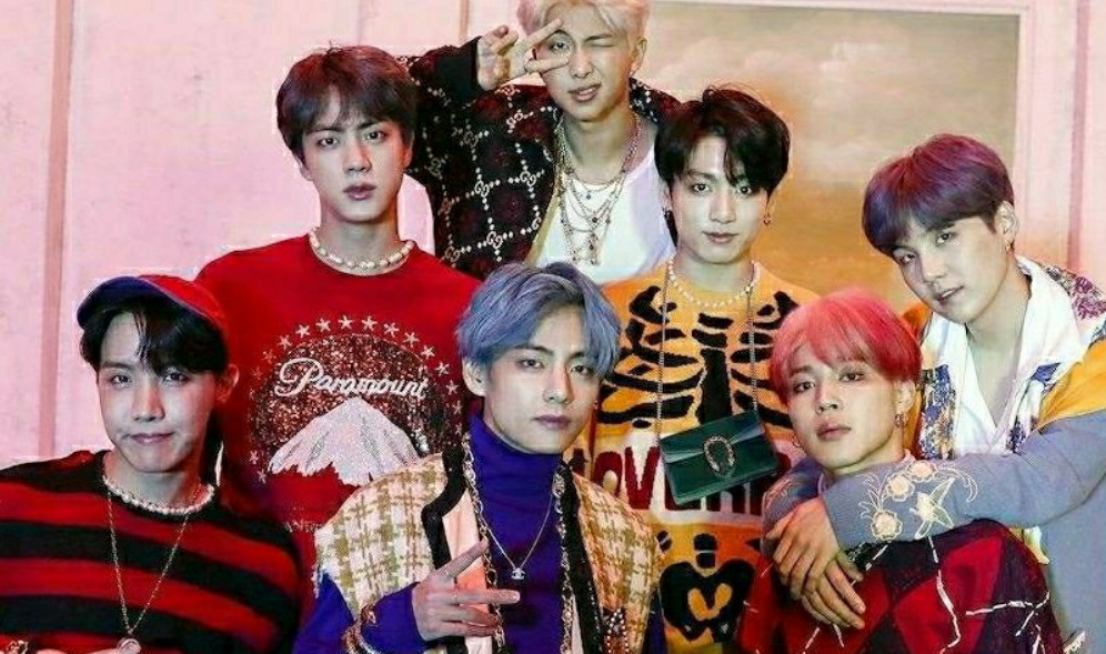 게임 속 엑스트라는 thumbnail