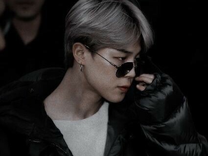 Sir, are you thinking of me again? thumbnail