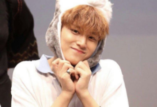 我叫你前辈。你愿意和我约会吗？ thumbnail