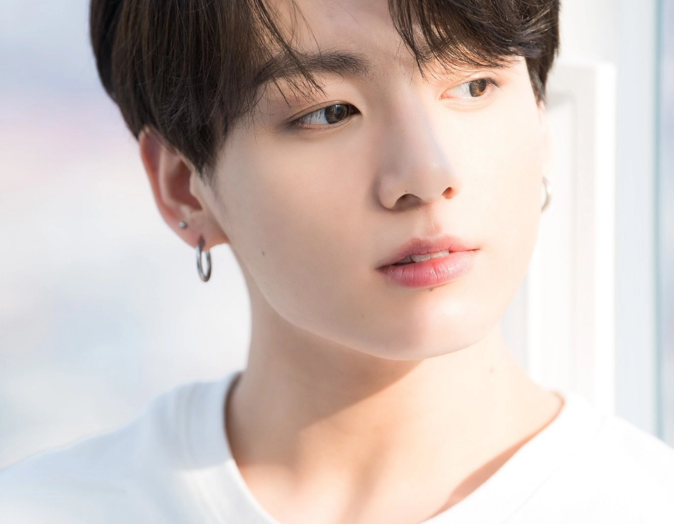 女士，你喜欢谁？ thumbnail