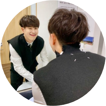  【 설 준 】 image