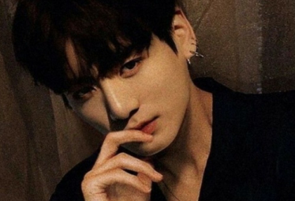 Yes. Do you like that girl? thumbnail