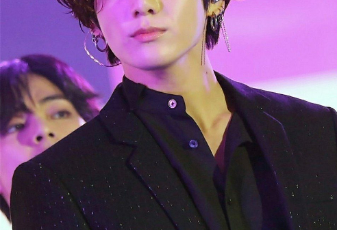 그는 취했다 thumbnail