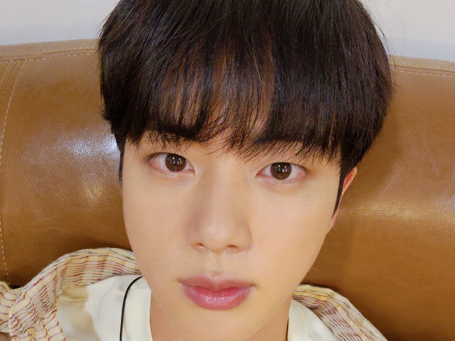 김석진 image