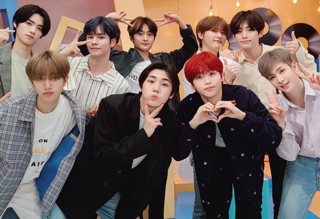 크래비티 ♡ 러비티 thumbnail