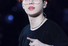 윤기에게 투표하세요 thumbnail