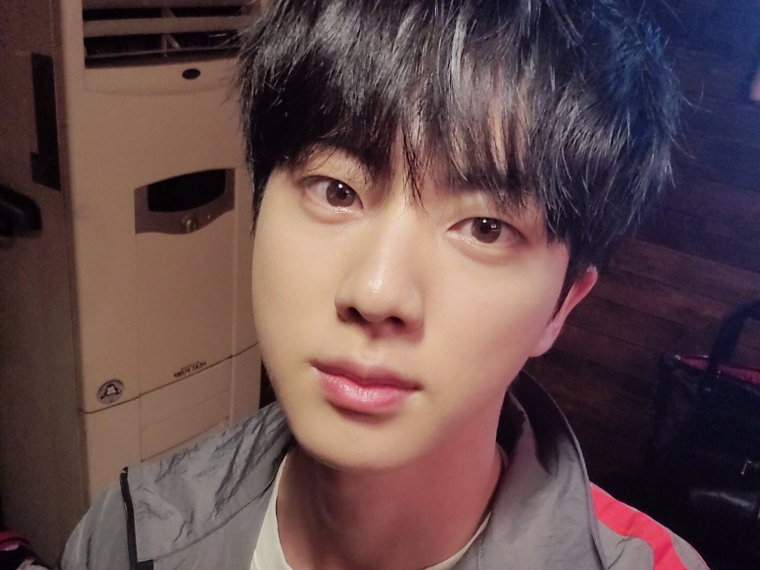 진에게 투표해주세요 💜 thumbnail