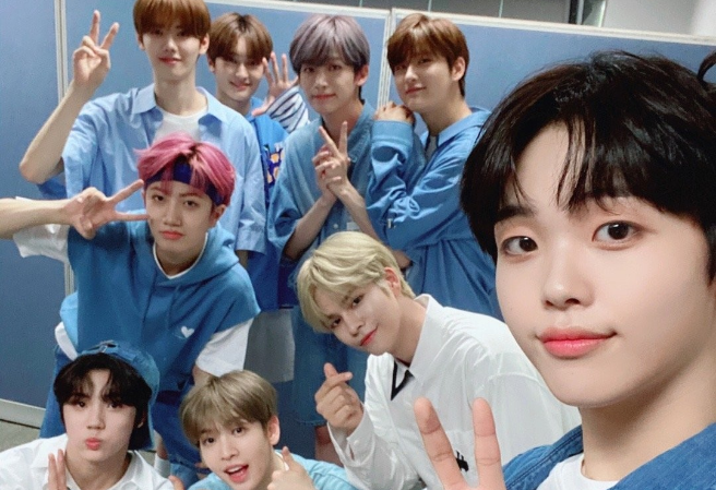 크래비티 투표 thumbnail