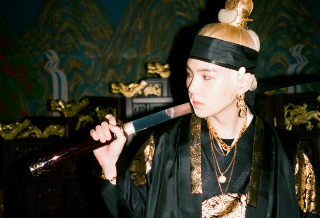 LET'S VOTE FOR SUGA 👁️👄👁️ thumbnail