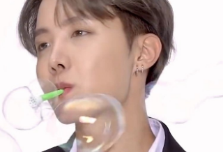 호비에게 투표해주세요 💜💚 thumbnail