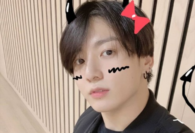 정국 ♡3♡ thumbnail