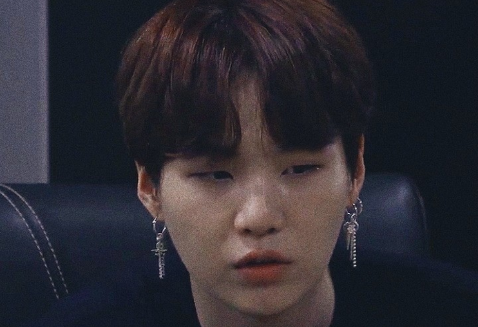 윤기에게 투표하세요 thumbnail