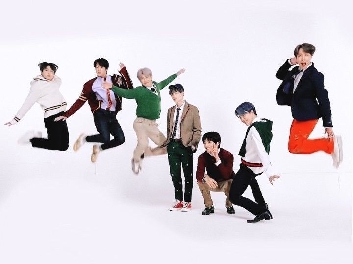 평범한 여주 는 소설속 여우 ? (병맛) thumbnail