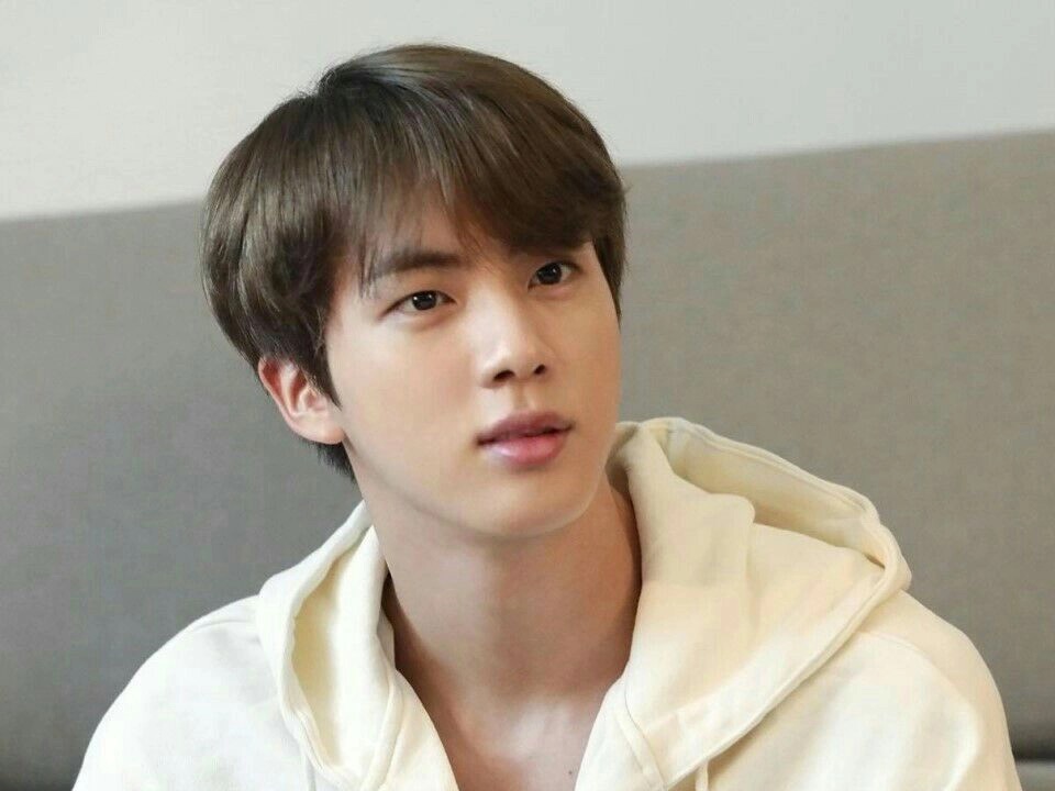 김석진 image
