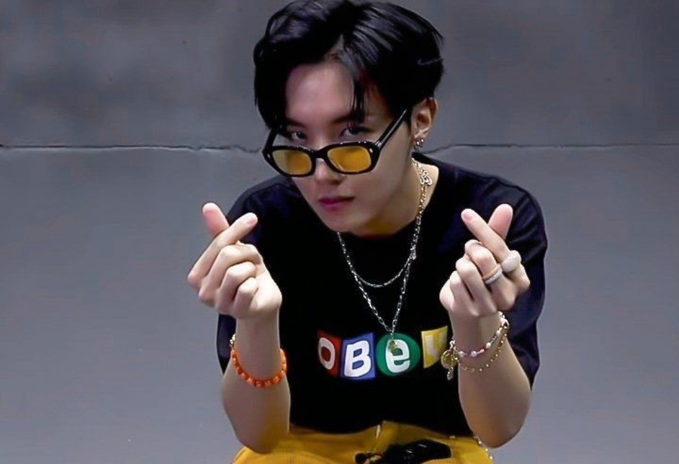 VOTE FOR J-HOPE  thumbnail