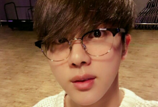 석진이를 위해 표를 얻어주세요!!! thumbnail