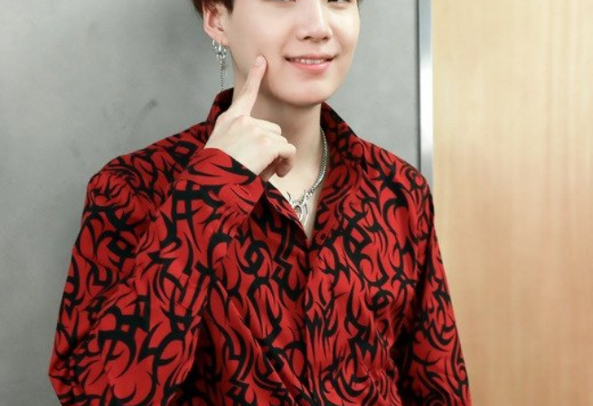 VOTES FOR YOONGI! thumbnail