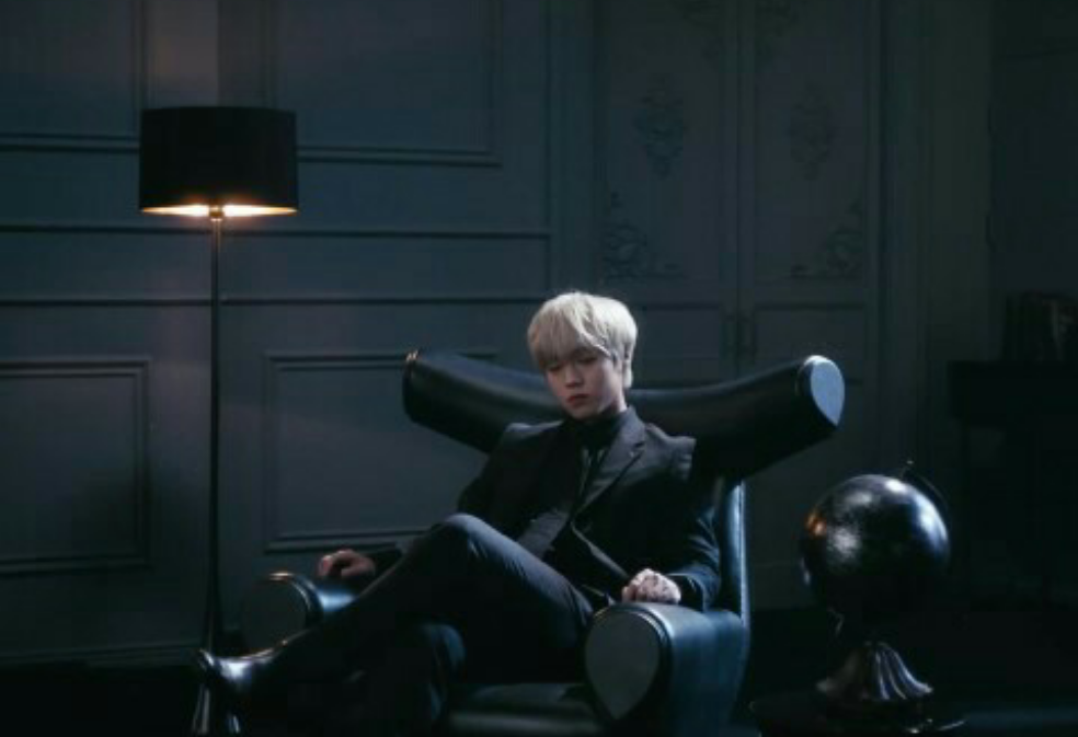 Trong khi bị giam giữ.......♥ thumbnail