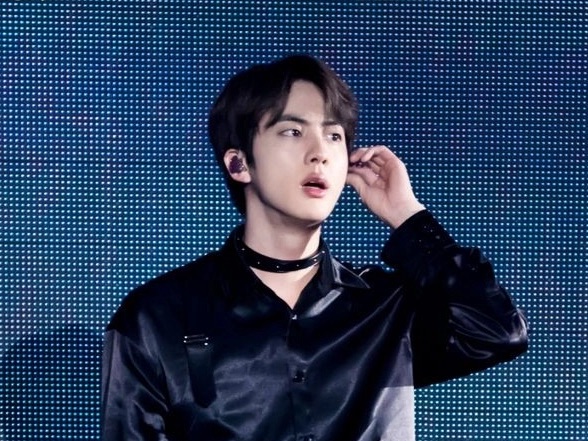 김석진 image