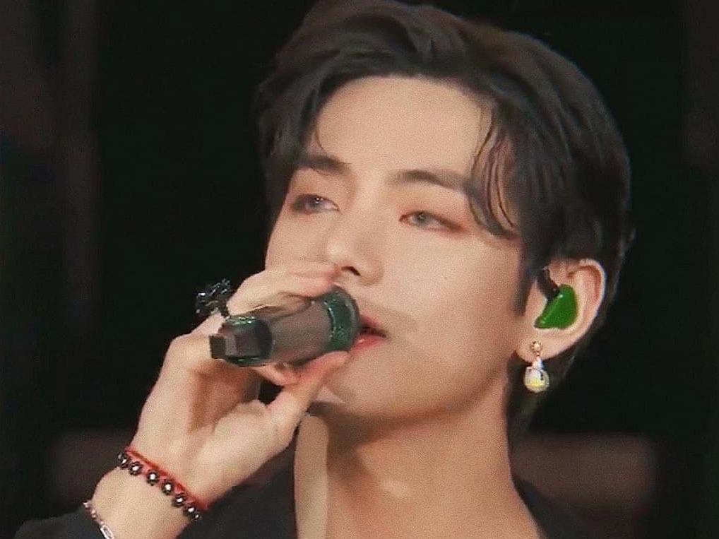 Blue & Grey Taehyung  thumbnail