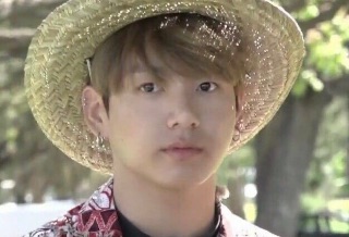 에어드롭으로 또라이 엽사받았어요 thumbnail