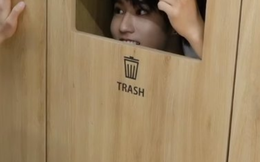 skz icónico | vota y transmite thumbnail