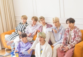 [Contest] I am the youngest of eight siblings who suffered from overprotection. thumbnail