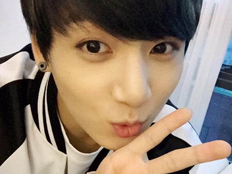 정국에게 투표하세요! thumbnail