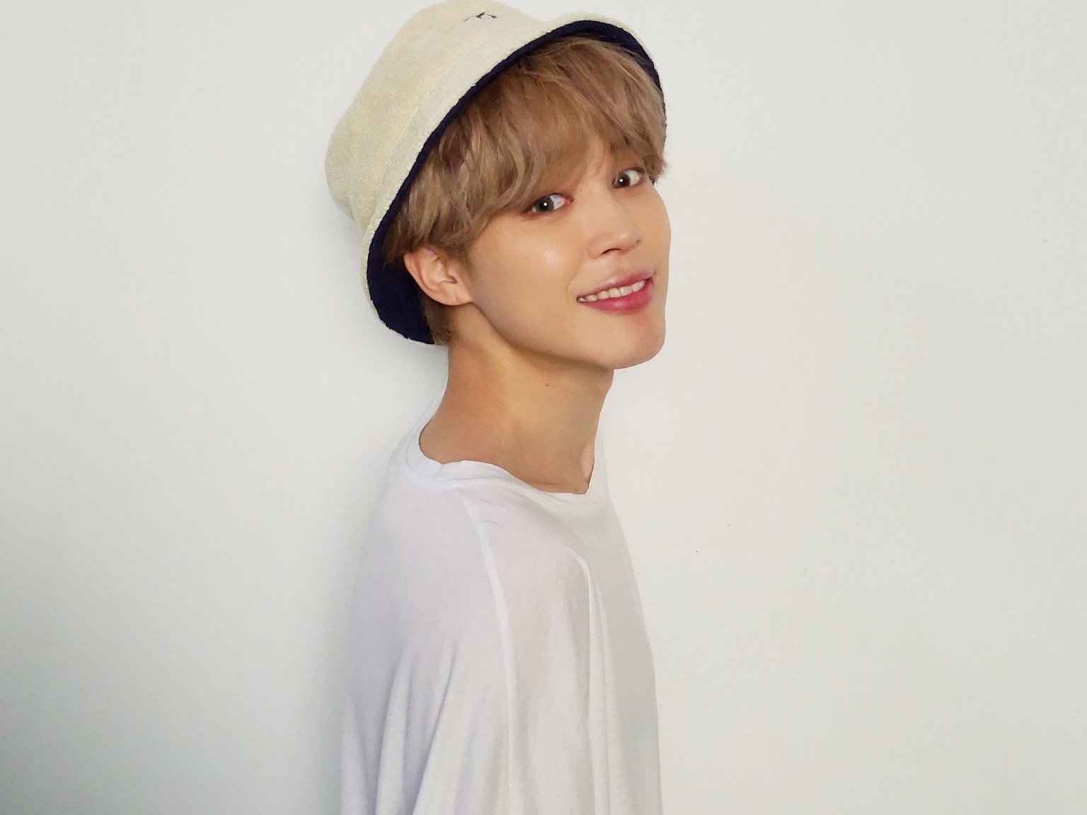 지민(투표) thumbnail