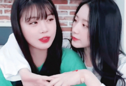 我只是喜欢你（GL） thumbnail