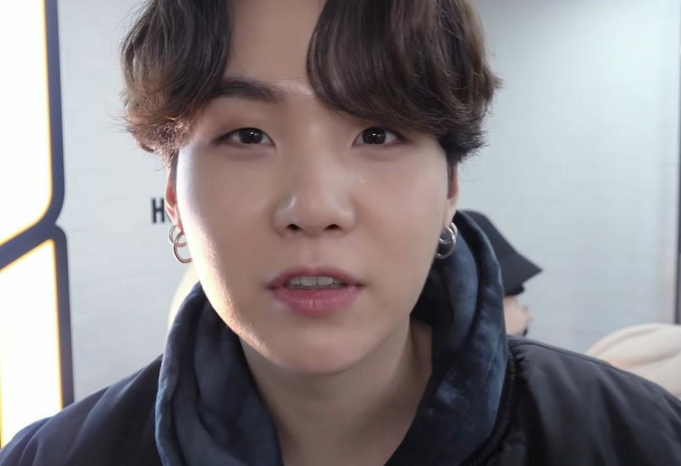 윤기에게 투표하세요 thumbnail