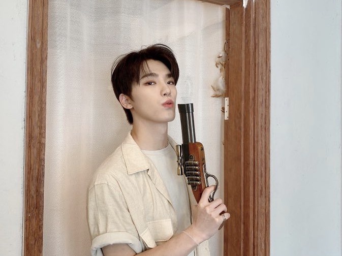 ์ด ์ฐฌ | 16 image