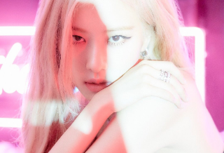 玫瑰與桃紅葡萄酒 thumbnail