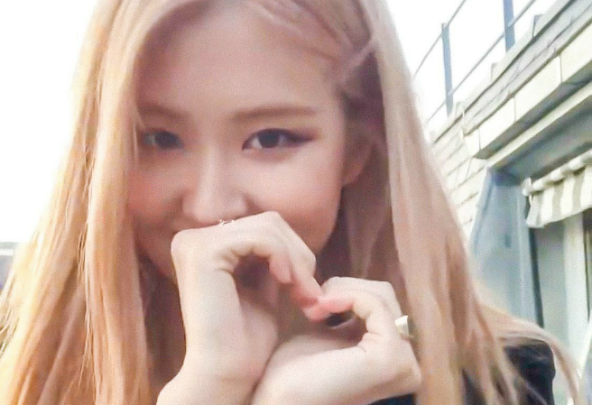 FANSÉ FOR ROSÉ thumbnail