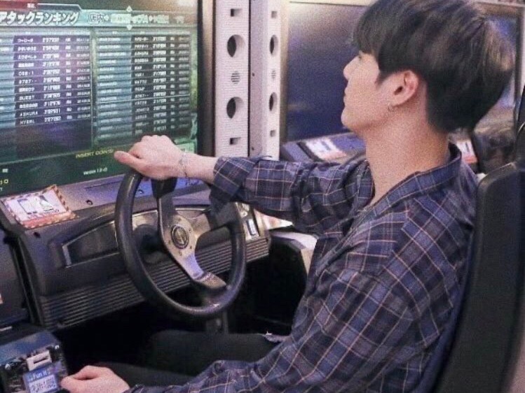 [TALK] 가 족 같은 남친과 연애 중 입니다. thumbnail