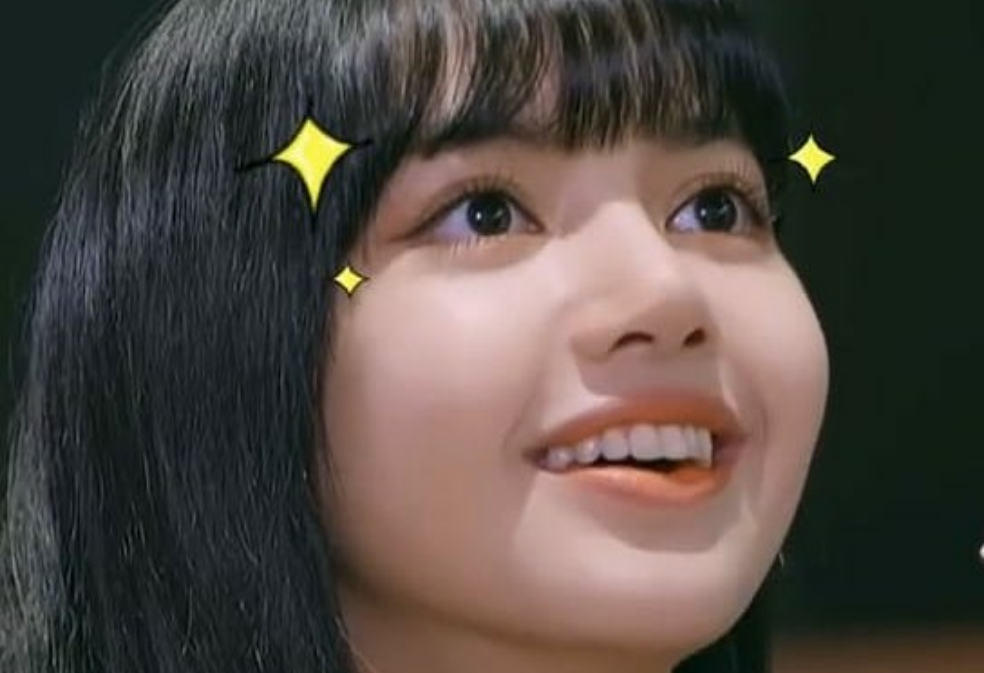 리사의 크고 동그란 눈망울 🥺 thumbnail