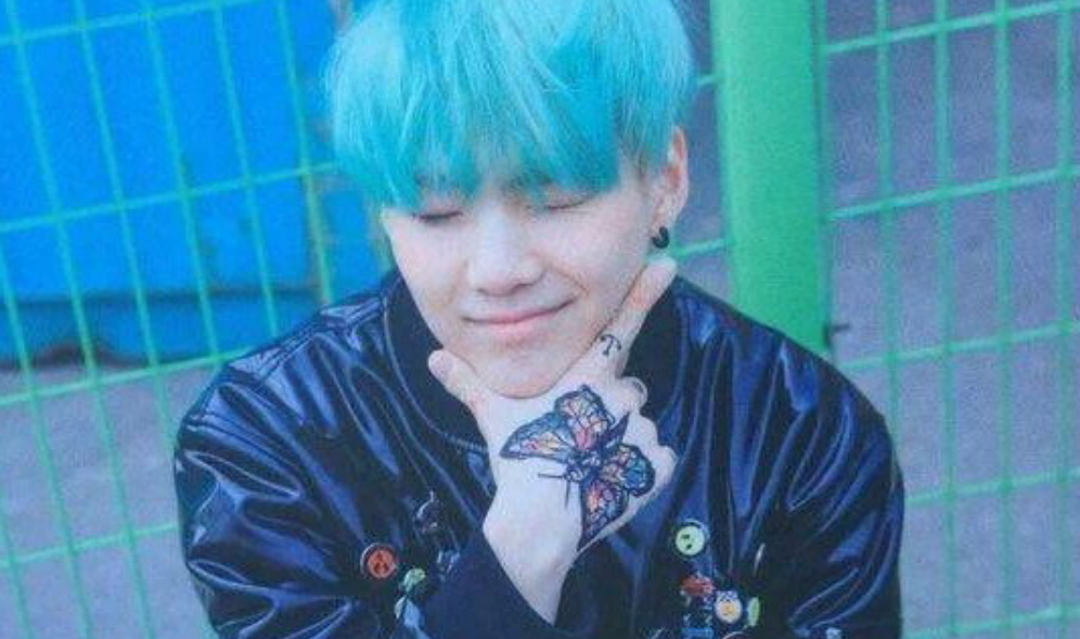 미남 민윤기 | TALK thumbnail