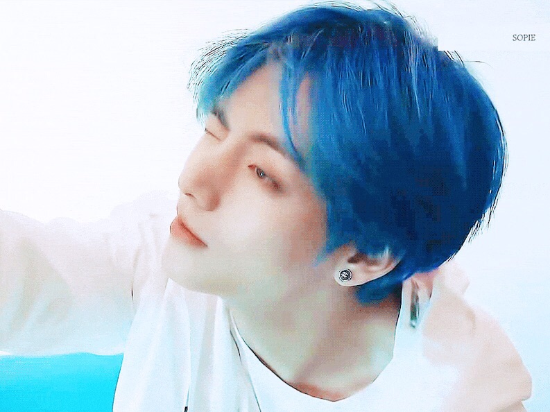 【竞赛】我是个模范学生，但我却在和一个欺凌者交往。 thumbnail