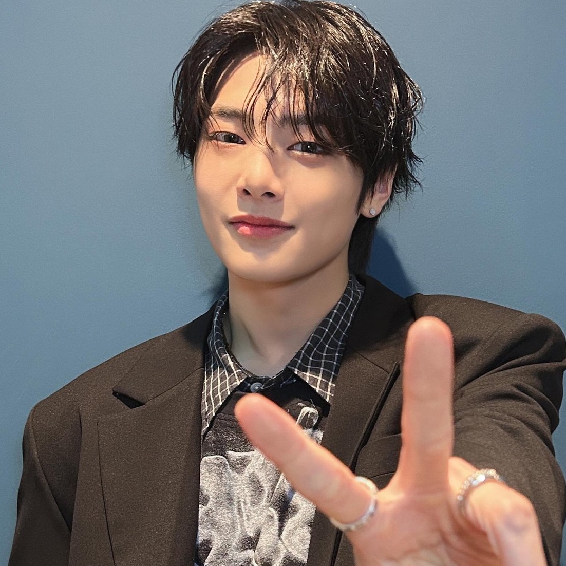 덮밥집 사장 image