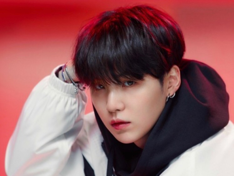 La mia celebrità preferita è morta. thumbnail