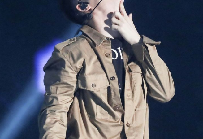 엑소에 대한 투표 thumbnail