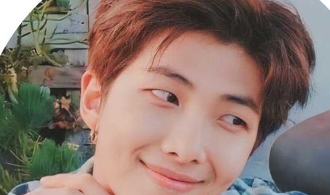 보라색 친구들 thumbnail