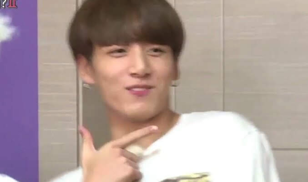 Ah, Jeon Jungkook, just have one bite!!!!!!!!!!!! thumbnail