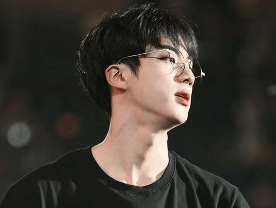 김석진 image